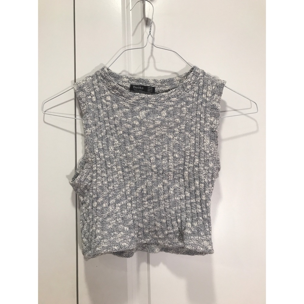 Bershka sweater crop tank